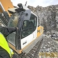 LIEBHERR R 946 crawler excavator