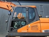 DOOSAN DX225LC-5 crawler excavator