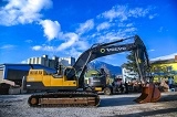 VOLVO EC380DL crawler excavator