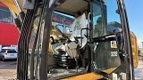 CATERPILLAR 323 crawler excavator