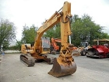 LIEBHERR R 922 crawler excavator