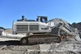 LIEBHERR R 9150 crawler excavator