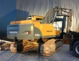 <b>VOLVO</b> EC240BNLC Crawler Excavator
