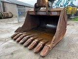 LIEBHERR R 976 crawler excavator