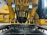 CATERPILLAR 330D crawler excavator