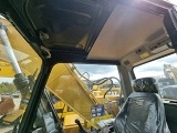 CATERPILLAR 323D3 crawler excavator