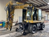 LIEBHERR R 900 B crawler excavator