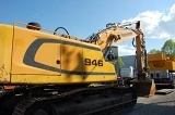 LIEBHERR R 946 crawler excavator