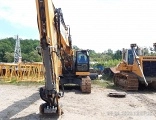 LIEBHERR R 936 crawler excavator