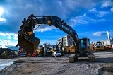 VOLVO EC220EL crawler excavator