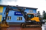 VOLVO EC220ENL crawler excavator