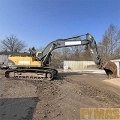 VOLVO EC240BLC crawler excavator