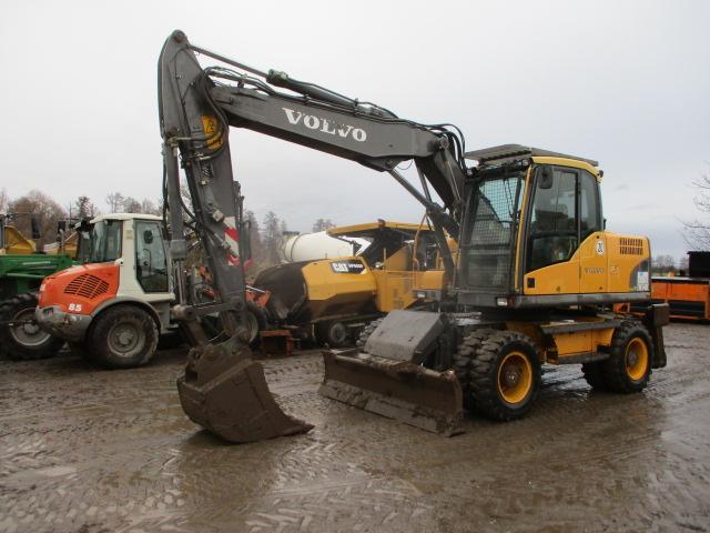 VOLVO EW140C wheel-type excavator