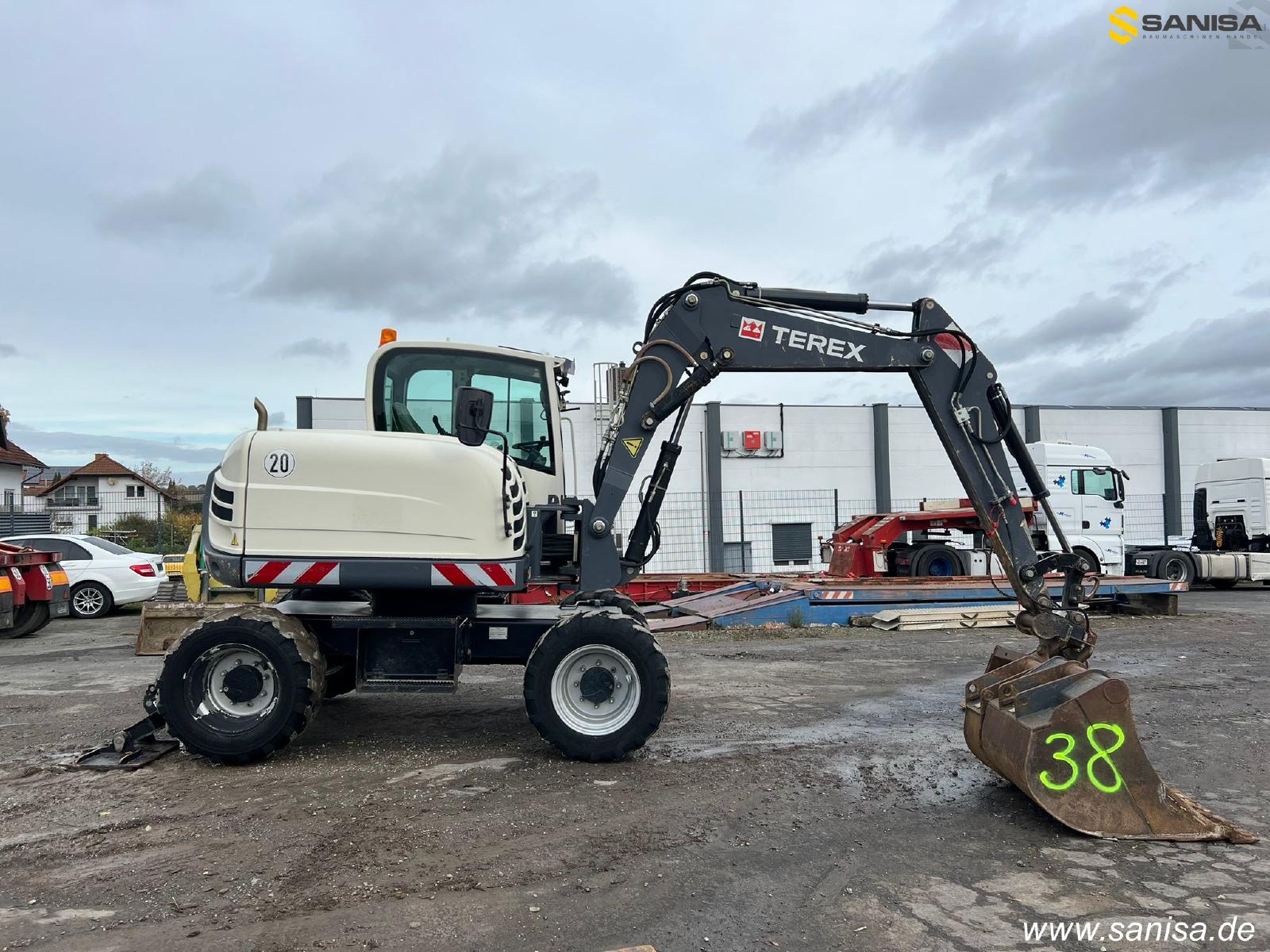 TEREX TW 85 wheel-type excavator