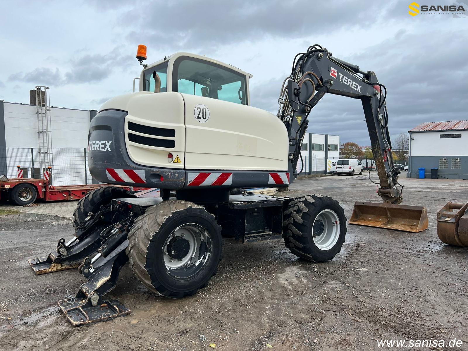 TEREX TW 85 wheel-type excavator