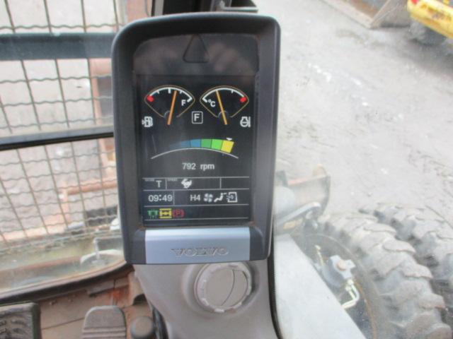 VOLVO EW140C wheel-type excavator