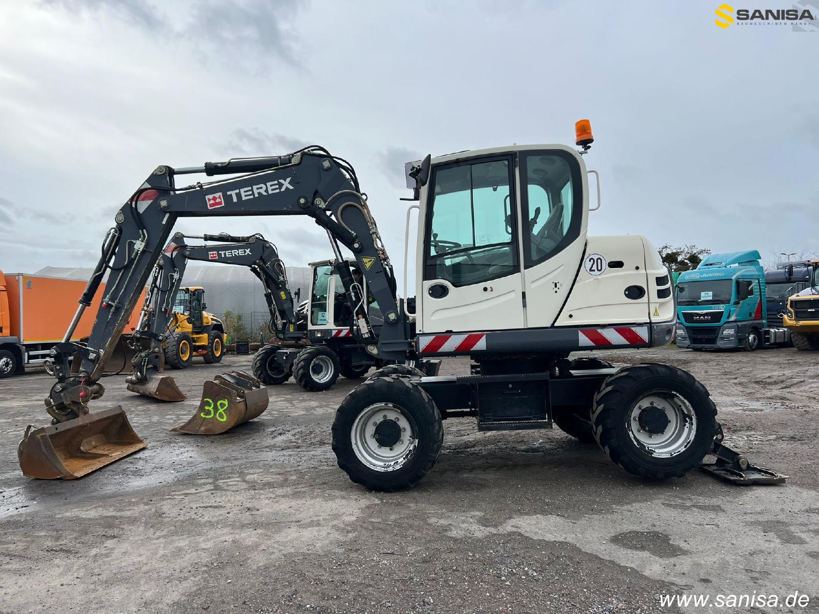 TEREX TW 85 wheel-type excavator