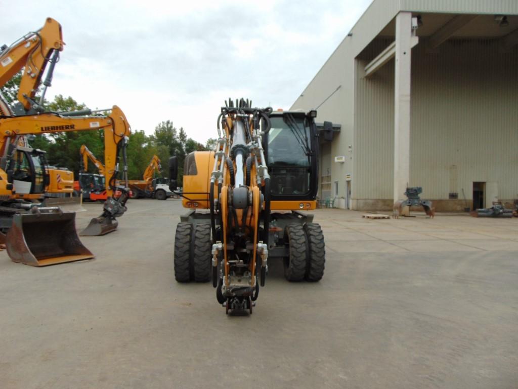 LIEBHERR A 914 Litronic wheel-type excavator