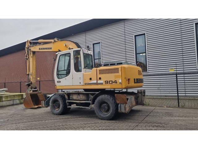 LIEBHERR A 904 C Litronic wheel-type excavator