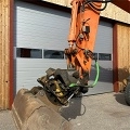 DOOSAN DX 140 W wheel-type excavator