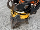 DOOSAN DX 140 W wheel-type excavator