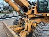 CASE WX 125 wheel-type excavator