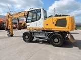 LIEBHERR A 920 Litronic wheel-type excavator