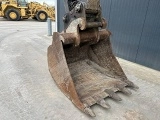 VOLVO EW180D wheel-type excavator