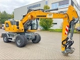 LIEBHERR A 914 Compact Litronic wheel-type excavator