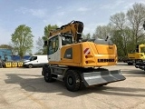 LIEBHERR A 920 Litronic wheel-type excavator