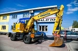 KOMATSU PW148-10 wheel-type excavator