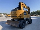 LIEBHERR A 914 Compact Litronic wheel-type excavator