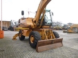 CASE WX 200 wheel-type excavator