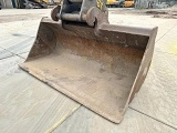 VOLVO EW140D wheel-type excavator