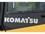 KOMATSU WA270-7 front loader