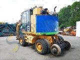 CASE WX 210 wheel-type excavator