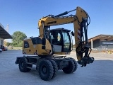 LIEBHERR A 914 Compact Litronic wheel-type excavator