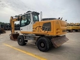 LIEBHERR A 920 Litronic wheel-type excavator