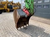 KOMATSU PW160-7 wheel-type excavator