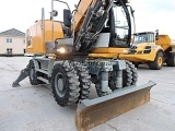 LIEBHERR A 914 Litronic wheel-type excavator