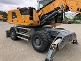 LIEBHERR A 920 Litronic wheel-type excavator