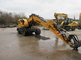 LIEBHERR A 918 Compact Litronic wheel-type excavator