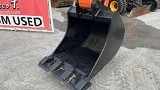 HITACHI EX 135 W wheel-type excavator