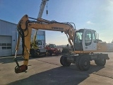 <b>LIEBHERR</b> A 900 C Litronic Wheel-Type Excavator