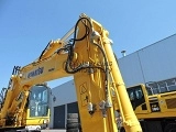 KOMATSU PW220-7 wheel-type excavator