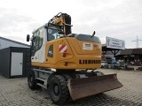 LIEBHERR A 914 Compact Litronic wheel-type excavator