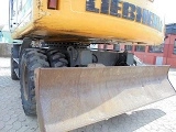 LIEBHERR A 900 C Litronic wheel-type excavator