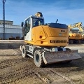 LIEBHERR A 912 Compact Litronic wheel-type excavator