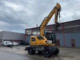 LIEBHERR A 914 Compact Litronic wheel-type excavator