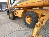 CASE WX 200 wheel-type excavator